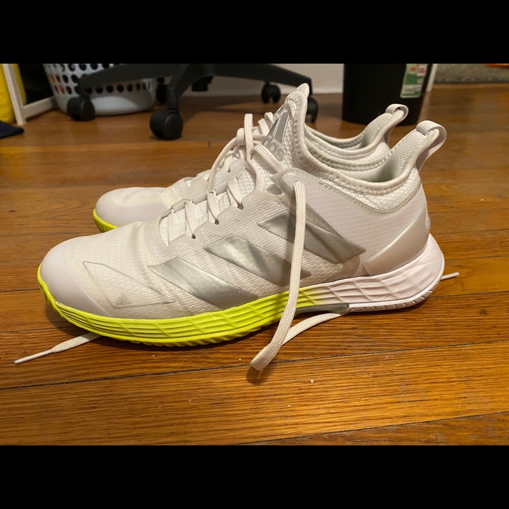 ADIZERO UBERSONIC 4 TENNIS SHOES